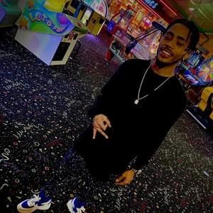 Meet your Posher, Gary